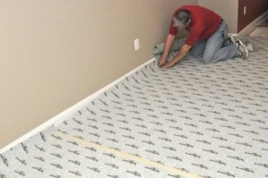 How To Install Carpet (60+ Pics, Tips From Pro Installers)