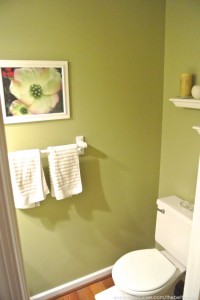 Bathroom Makeover with Con-Tact Paper