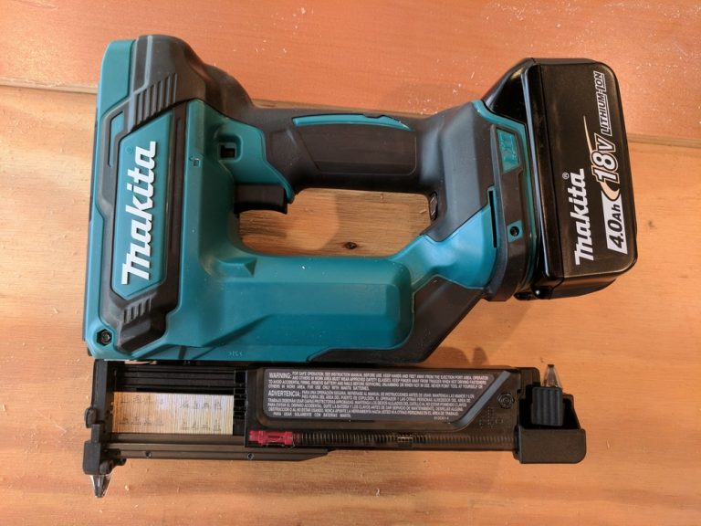 Makita Cordless 23 Gauge Pin Nailer Review (Model XTP02Z)