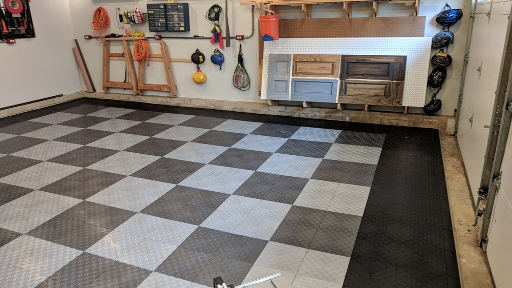How to Clean Garage Floor Tiles - Garage Giant
